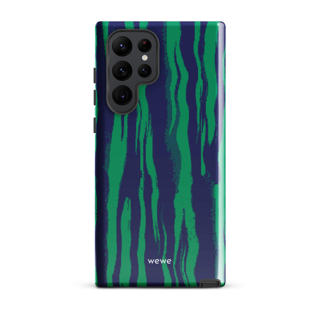 Custom samsung galaxy s22 ultra with a white and pale purple abstract, wavy, or groovy pattern.